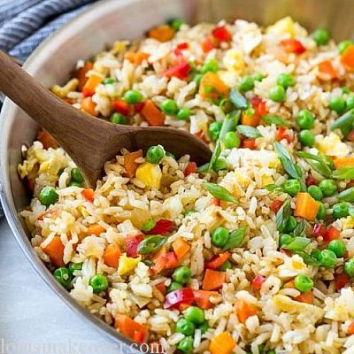 Have you ever eaten fried rice with winter vegetables? Make fried rice with delicious winter vegetables.